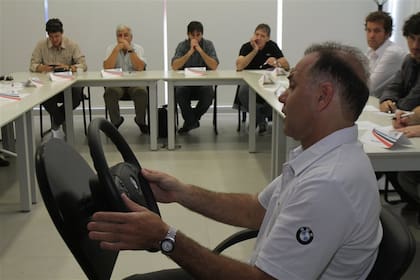 BMW y Audi desarrollan cursos con sus autos en el autódromo de la ciudad de Buenos Aires