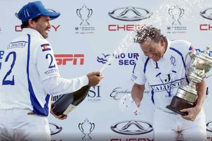 La vida de Bob Jornayvaz: quién es y cómo piensa el patrón de Adolfo