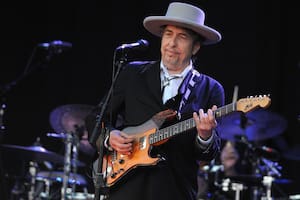 Dylan, a punto de cumplir 85, sigue haciendo lo que tiene que hacer