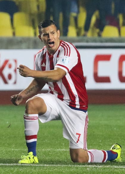 Bobadilla, el argentino que brilla en Paraguay