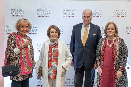 Bobby y Wilfred von Bullow junto a Meme y a Luisa Larivière