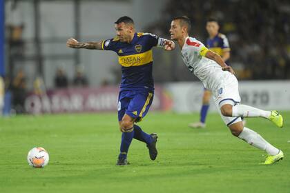 Boca, en su partido ante Independiente Medellín; a su regreso, visitará a Libertad en Asunción
