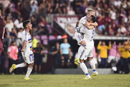 Boca goleó a Lanús, flamante campeón de la Recopa Sudamericana, y llega envalentonado al clásico ante San Lorenzo