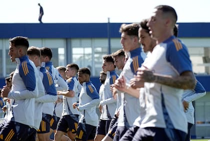 Boca, irregular, visitará a Lanús en la Liga Profesional; debe sumar puntos para acceder a la disputa de la Copa Libertadores en 2025.