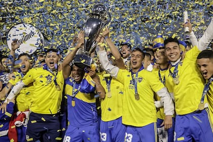 Boca Juniors festeja el campeonato luego del empate con Independiente en La Bombonera
