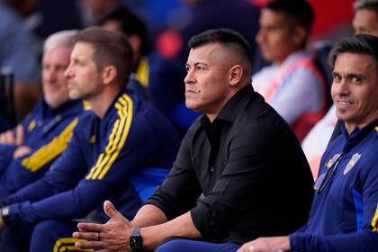 Boca procurará su primer triunfo bajo las órdenes de Jorge Almirón cuando reciba a Estudiantes.