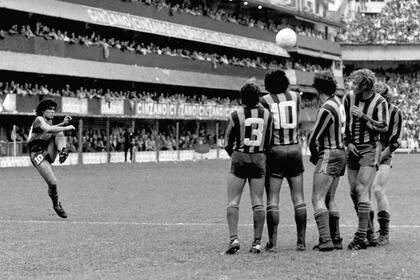 Boca - R. Central 1981