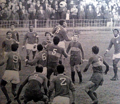 Boca y Benfica se enfrentaron en 1968 en la Bombonera, aunque Eusébio solo jugó unos minutos.