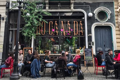 Bocanada Bar en San Telmo, Bolívar 929.