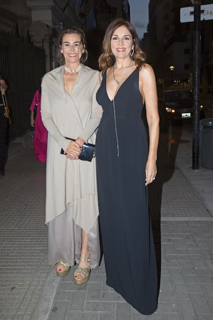 Andrea Frigerio se encontró con Azul García Uriburu al entrar al Santísimo