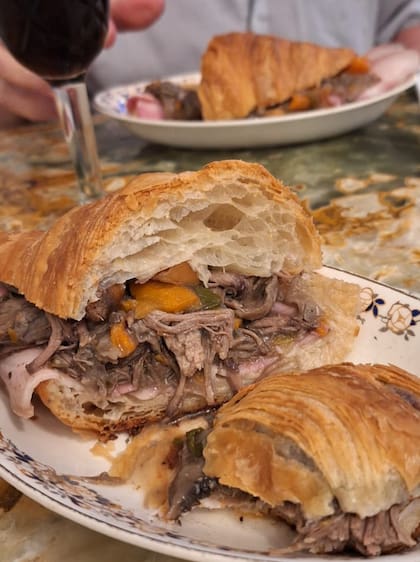 Boeuf bourguignon en versión croissant