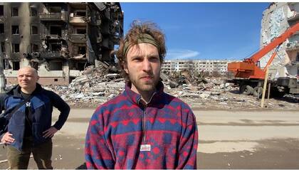 Bogdad, 25, y su padre, con un fondo de destrucción absoluta en Borodyanka