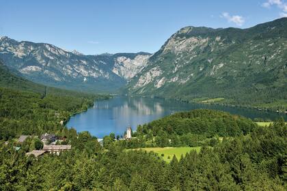 Bohinj se encuentra dentro del Parque Nacional Triglav, el único parque nacional de Eslovenia.