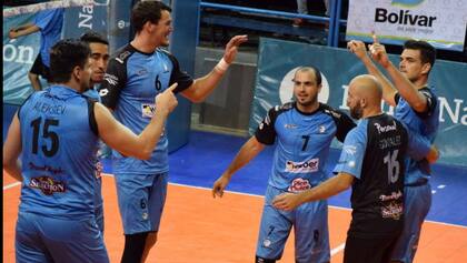 Bolívar no detiene su marcha triunfal