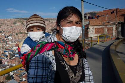 Bolivia analiza extender la cuarentena