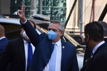 Bolivia: Asunción de Luis Arce, el nuevo presidente. LLegada de Alberto Fernández