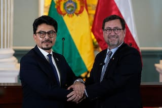 Bolivia convocará a embajadores de Irán y Rusia tras comentarios polémicos