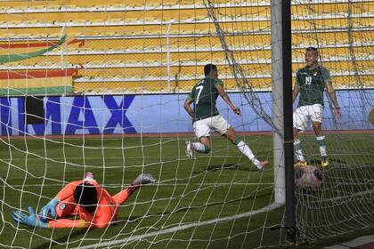 El gol de Mena, luego de una buena jugada colectiva