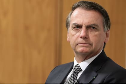Jair Bolsonaro insiste en reducir el control de armas en Brasil en medio de la gravísima situación que atraviesa el país debido a la propagación del coronavirus