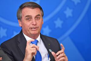 Más tensión: Bolsonaro confirmó que no asistirá a la asunción de Fernández