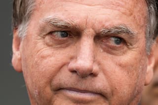 Bolsonaro podrá cumplir condena en casa debido a problemas de salud