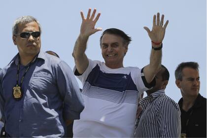 Bolsonaro, en un acto frente a una playa en Río