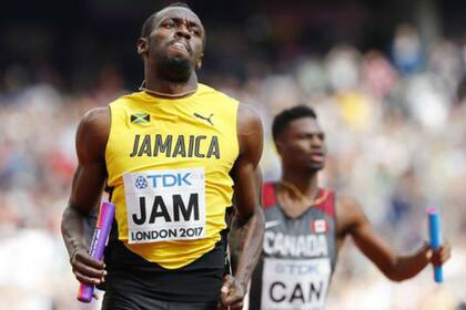 Bolt cerró la serie de clasificación y puso a Jamaica en la final de la posta