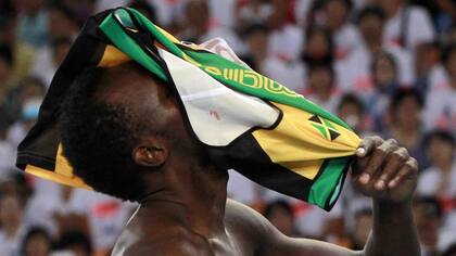 Bolt no lo puede creer: lesión y despedida