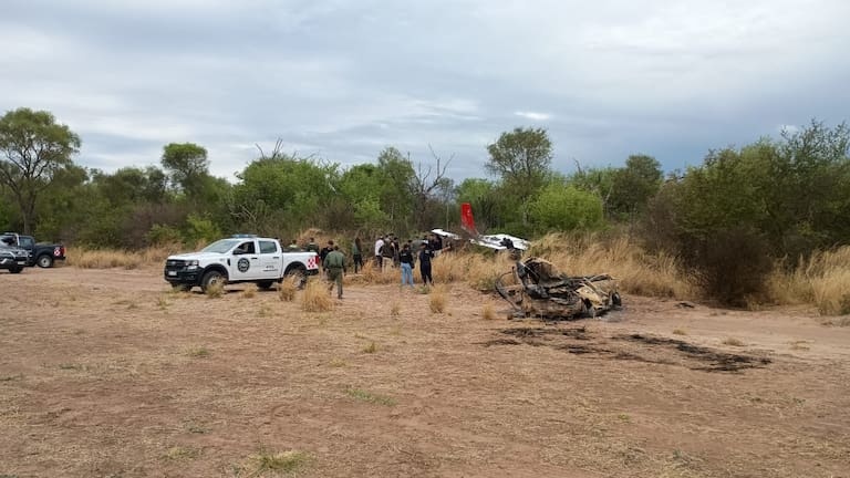 Bombardeo de droga en Salta, secuestraron 140 kilos de cocaína en una avioneta que cayó en Rosario de la Frontera
