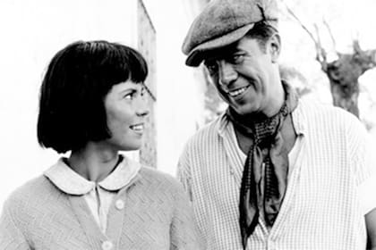 Pancho (Lavié) cortejando a la Raba (Manso)