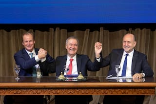 Sugestivo encuentro de Schiaretti, Perotti y Bordet: reclamaron una “baja gradual” de las retenciones