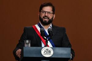 “Necesitamos redistribuir las riquezas de los chilenos”, dijo Boric en su primer discurso como presidente