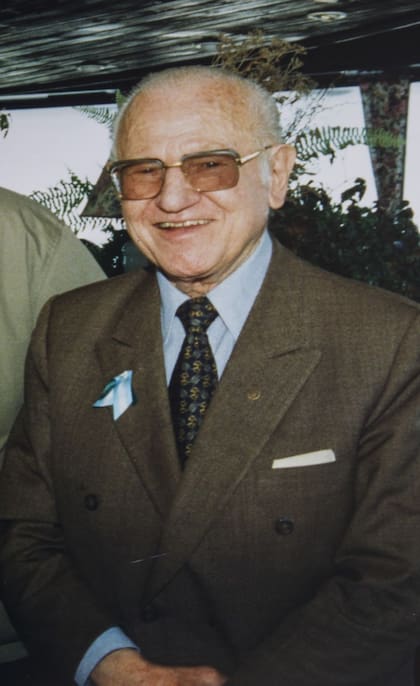 Boris Furman, el visionario que hizo construir la confiteria giratoria y el teleférico en el cerro Otto
