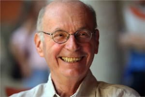 Boris Cyrulnik: “A los 60, el cuerpo, la memoria y las emociones hablan juntos sin vacilación”