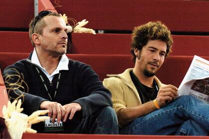 Bosé y Palau pelean por sus hijos, dos pares de gemelos que nacieron por gestación subrogada y con siete meses de diferencia