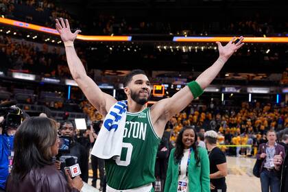 Boston Celtics barrió la serie contra Indiana Pacers 4-0 y va por su 18° anillo