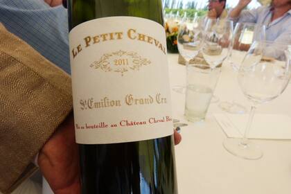 Botella de Le Petit Cheval