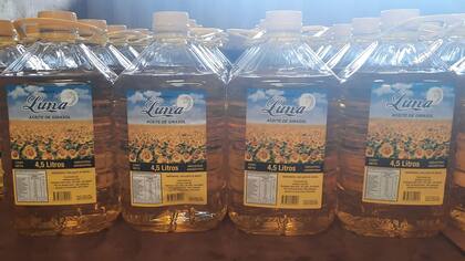 La Anmat prohibió la elaboración, fraccionamiento y comercialización del aceite de girasol Luna.