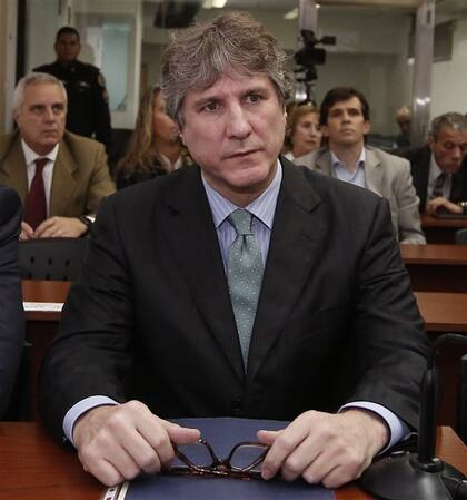 Boudou, ayer, en Comodoro Py, en la primera audiencia de juicio en su contra