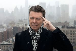 David Bowie: su camaleónica carrera, sus personajes, las canciones icónicas y el disco con el que se despidió hace una década