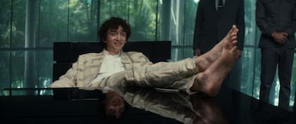 Boy Kavalier (Samuel Blenkin) es el villano de esta historia