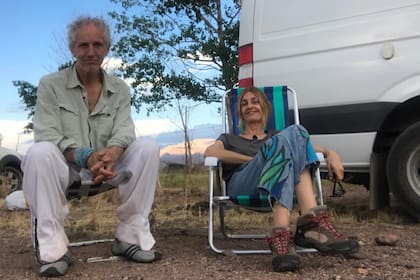 Boy Olmi y Carola Reyna y una recordada aventura en motorhome por el país