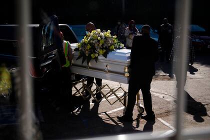 Boyd Funeral Home, una pequeña empresa familiar en Los Ángeles