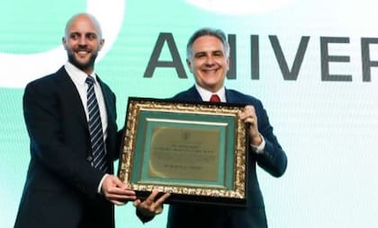 Bracco y Llaryora en el 50 aniversario de la Cámara Argentina del Maní.