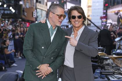 Brad Pitt junto a Tom Cruise