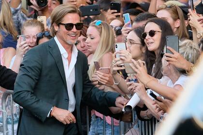 Brad Pitt tampoco se quiso perder la oportunidad de interactuar con sus seguidores