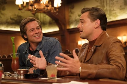 Brad Pitt y Leonardo DiCaprio protagonizaron Once Upon a Time in Hollywood de Quentin Tarantino (Foto: IMDb)