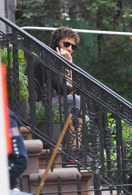 Bradley Cooper en Nueva York, esperando a Michael J. Fox para disfrutar de un almuerzo