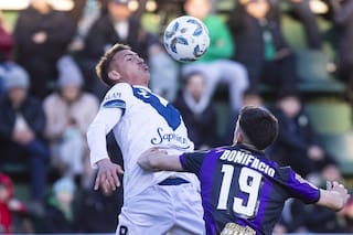 Cuatro festejos, un penal atajado y el gol de la fecha, pero al DT de Vélez le preguntaron por Boca