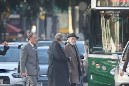 Brandoni y De Niro en medio del caos (ficcional, en este caso) del tránsito porteño 